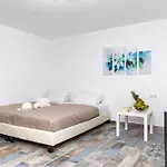 Luxury Naxos Superior With Balcony Steps Away From * Naxos City