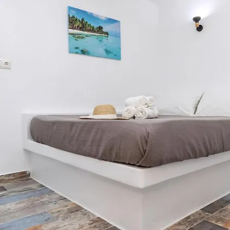 アパート Luxury Naxos Superior With Balcony Steps Away From Naxos City