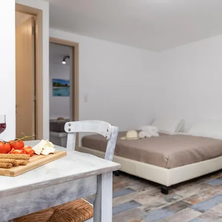 アパート Luxury Naxos Superior With Balcony Steps Away From *