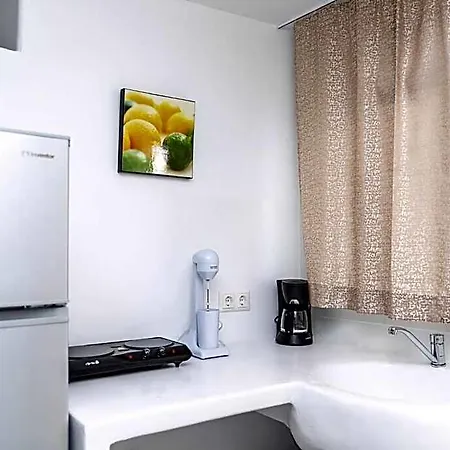 Apartment Luxury Naxos Superior With Balcony Steps Away From Naxos City