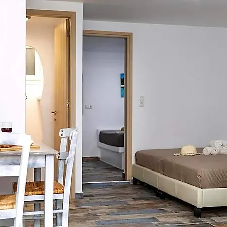 Apartment Luxury Naxos Superior With Balcony Steps Away From Naxos City