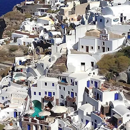 Luxury Naxos Superior With Balcony Steps Away From Naxos City